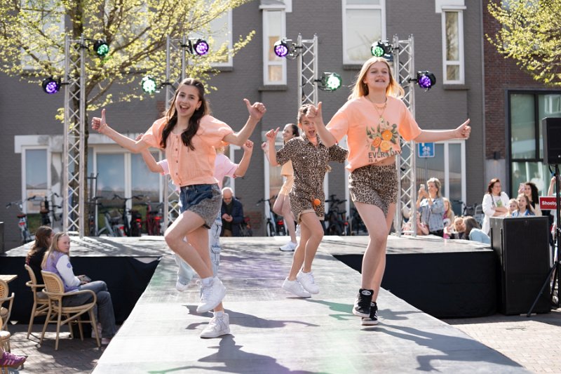 Modeshow 175_.jpg